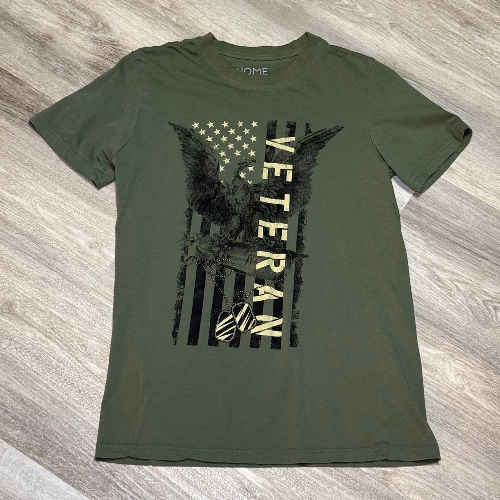 Veteran Home of the brave Tshirt size small